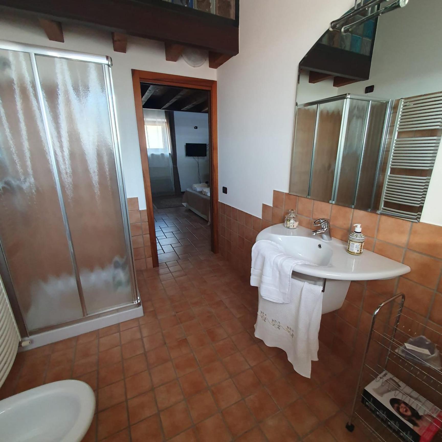 Gesuitirooms Sona Extérieur photo